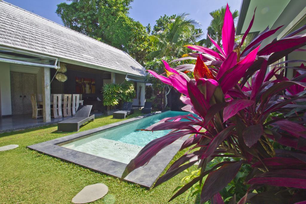 Villa Nuri Merah 1 เกอโรโบกัน ภายนอก รูปภาพ