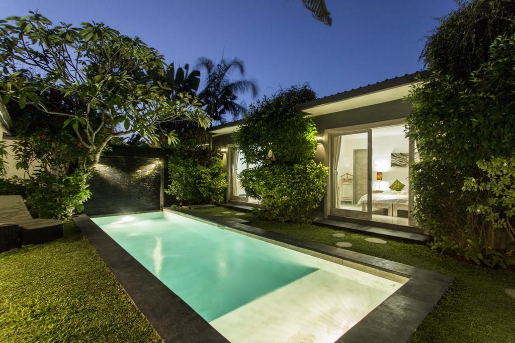 Villa Nuri Merah 1 เกอโรโบกัน ภายนอก รูปภาพ