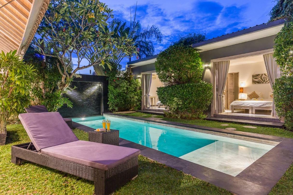 Villa Nuri Merah 1 เกอโรโบกัน ภายนอก รูปภาพ